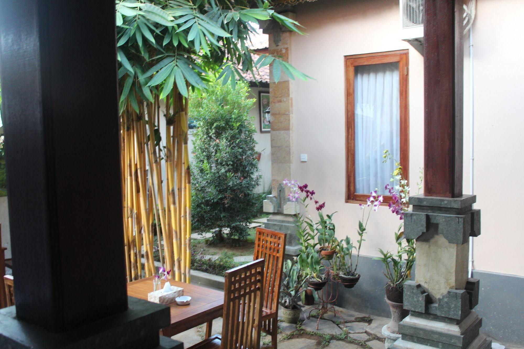 Uma Dewi Guest House Ubud  Exterior photo